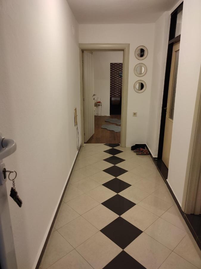 V&J Apartments Podgorica Ngoại thất bức ảnh