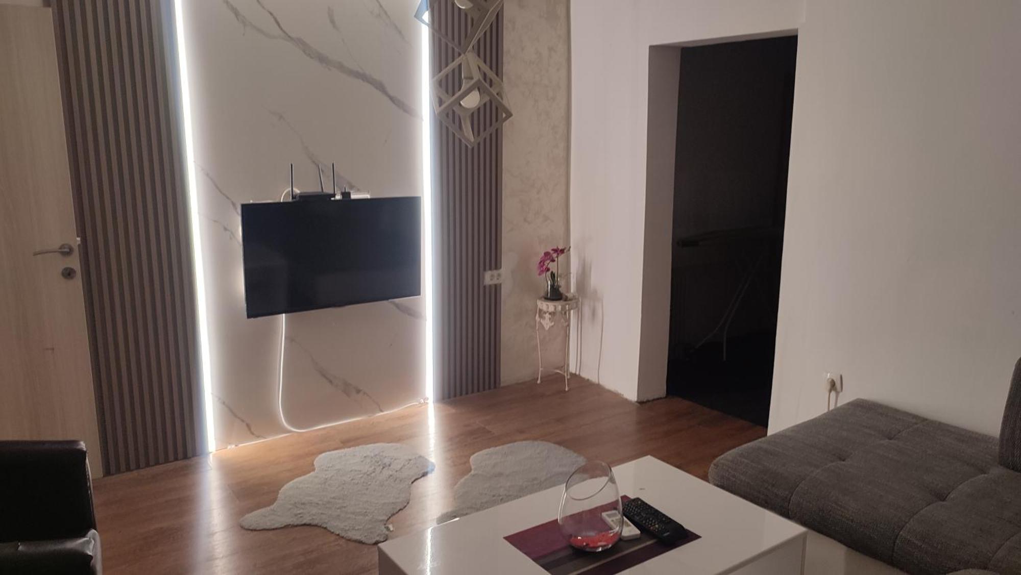 V&J Apartments Podgorica Ngoại thất bức ảnh